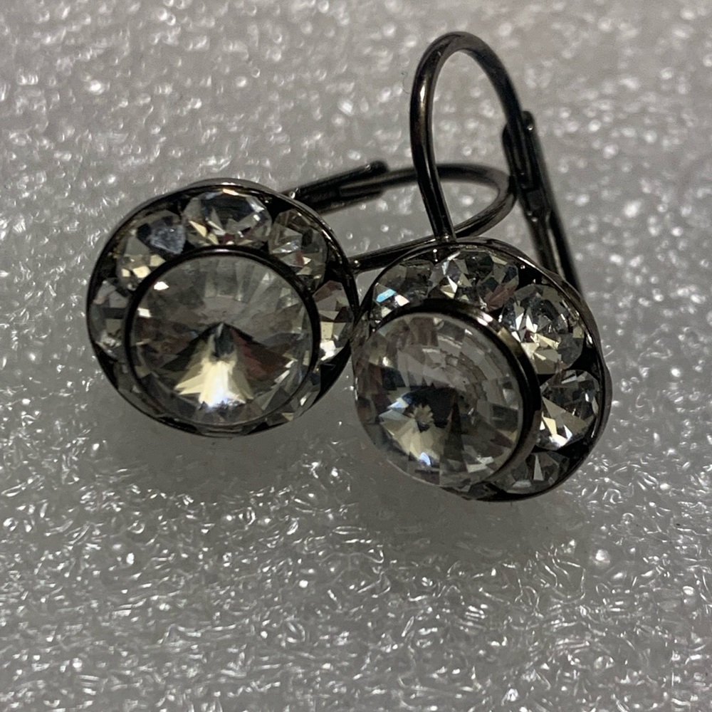Liz Palacios Swarovski Crystal Leverback earrings